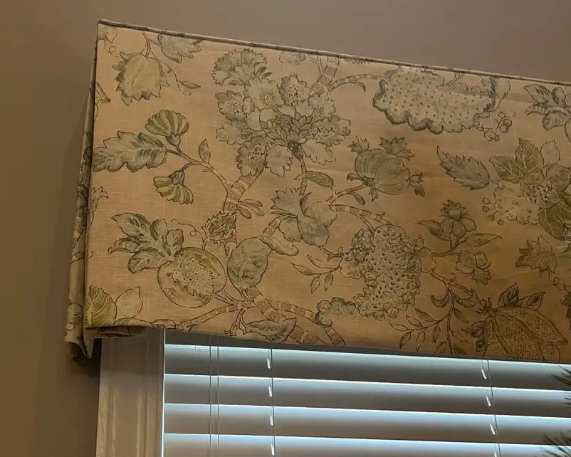 Custom floral cornice valance over wood blinds by Ash Street Upholstery in Springfield, IL window treatment design